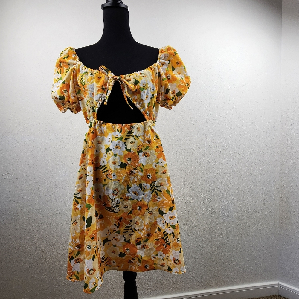 Divided H&M Yellow Floral Puff Sleeve Midi Dress Cut Out Front Tie Summer